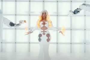 Ладо Кватания снял клип Карди Би и Канье Уэсту