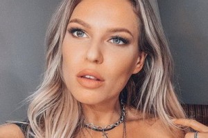 Рита Дакота даст сольник в «Стадиуме»