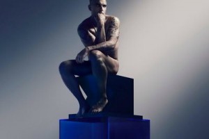 "Strong" – сильный. песня английского звукорежиссера Робби Уильямса