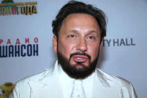 Стас Михайлов привлек нейросеть к созданию новой песни