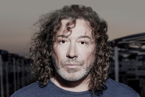 Владимир Кузьмин даст традиционный концерт в женский день