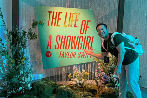 The Life of a Showgirl также достиг самых высоких продаж виниловых пластинок за первую неделю 