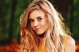 ЛАВИКА ПРЕДСТАВИЛА ПЕРВЫЙ АНГЛОЯЗЫЧНЫЙ АЛЬБОМ