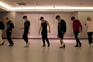 Home  Видео  GOT7 выпустили практику танца на песню «If You Do» GOT7 ВЫПУСТИЛИ ПРАКТИКУ ТАНЦА НА ПЕСНЮ «IF YOU DO» BOTBOT