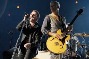 РОК-ГРУППА U2 ОТМЕНИЛА СВОЁ ВЫСТУПЛЕНИЕ