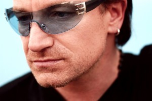 Боно написал песню Streets of Surrender о трагедии в Париже