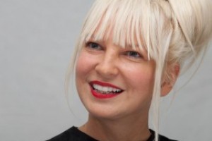 Австралийка Sia готовится к релизу своего нового альбома «This Is Acting».