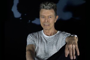 Blackstar Дэвида Боуи вторую неделю лидирует в мировом альбомном чарте