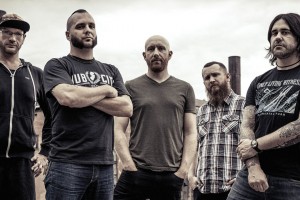 Killswitch Engage выпустили сингл Alone I Stand