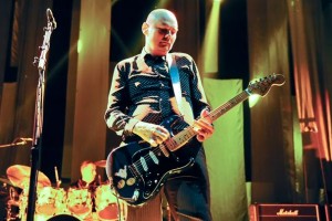 Билли Корган исполнил новую песню The Smashing Pumpkins