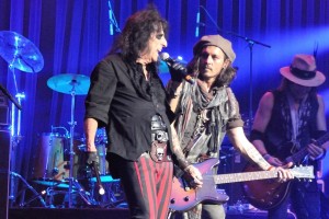 Hollywood Vampires отправляются в летний тур  