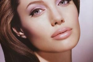 Медики поставили Анджелине Джоли точный диагноз