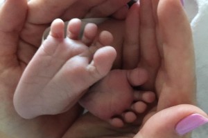 Певица Жасмин опубликовала фото новорожденного ребенка