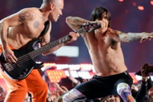 Red Hot Chili Peppers анонсировали новый сингл «Dark Necessities»