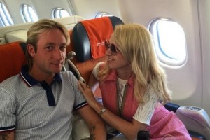 Рудковская с Плющенко снова отдыхают у океана