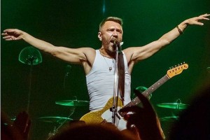 Без цензуры – дорого: билеты на Шнурова продают за 100 тысяч