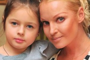 10-летняя дочь Анастасии Волочковой устроила скандал в «Артеке»