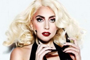 Леди Гага выступит на «Супербоуле-2017»