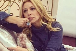 Алена Апина сообщила о причинах развода с супругом