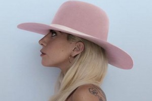 Новинка дня: Леди Гага - «Joanne»