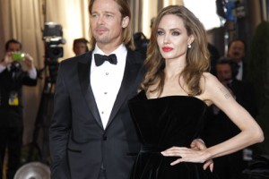 Анджелина Джоли и Брэд Питт пытаются ускорить развод  