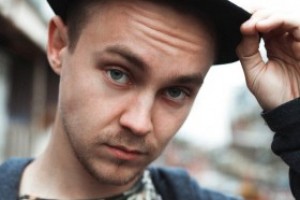 ИНТЕРВЬЮ С ПЕВЦОМ АРТЕМОМ ПИВОВАРОВЫМ