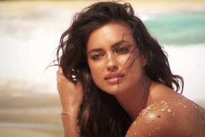 Обольстительная Ирина Шейк поразила дерзким образом