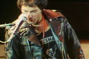 QUEEN ВЫПУСТИЛИ ЛИРИЧЕСКИЙ ВИДЕОКЛИП 'DON'T STOP ME NOW'