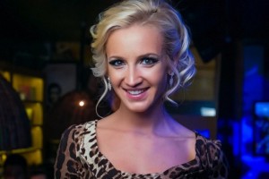 Бузова призналась, чему ее научил развод с Тарасовым