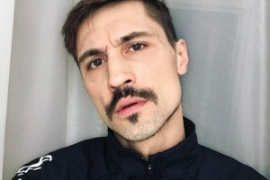 Усы Димы Билана стали интернет-мемом