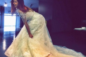 Нюша выбирает свадебное платье