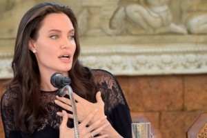 Анджелина Джоли впервые прокомментировала развод с Брэдом Питтом