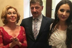 Любовь Успенская стала звездой роскошной дагестанской свадьбы сына чиновника