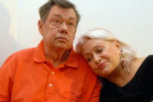 Людмила Поргина спасает Николая Караченцова