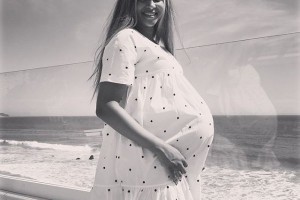 Сиара посвятила новорожденной дочери песню