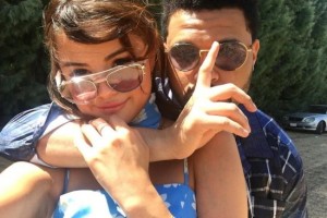 Мать Селены Гомес одобряет новый роман дочери