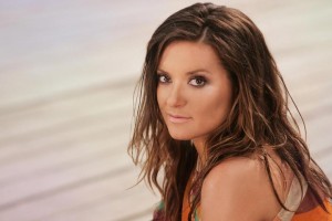 Наталья Могилевская снялась для обложки глянца