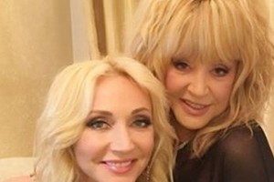 Алла Пугачева и Кристина Орбакайте учат детей водить машины