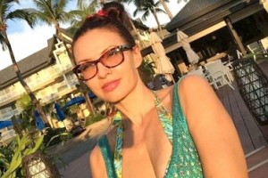 48-летняя Эвелина Бледанс возмутила пользователей пошлым