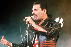 Гитарист Queen: Фредди Меркьюри потерял стопу в борьбе со СПИДом