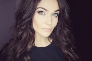 Алену Водонаеву осудили за снимок в прозрачном белье