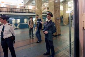 Человек упал на рельсы в московской подземке