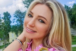 ИННА МАЛИКОВА РАДА БЫТЬ «СВОБОДНОЙ И СЧАСТЛИВОЙ»