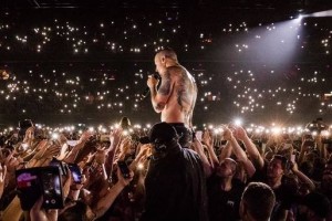 Linkin Park сменили фото к аккаунтам в соцсетях в память о Беннингтоне