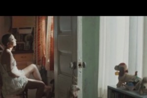 Актрисса Кейт Хадсон побрилась налысо ради сьемки в проекте с певицей Sia