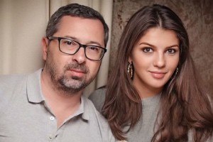 СОЛИСТ ГРУППЫ «ДИСКОТЕКА АВАРИЯ» РАССКАЗАЛ О ЗНАКОМСТВЕ С СУПРУГОЙ