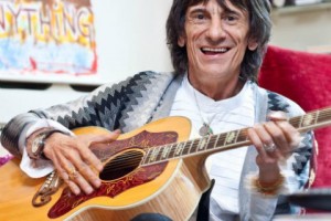 У гитариста The Rolling Stones диагностировали рак легких