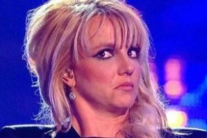 Мужчина попытался напасть на Бритни Спирс во время ее концерта 