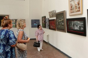 25 августа в 17 часов в Доме-музее Велимира Хлебникова откроется персональная выставка известного художника и скульптора Степана Ботиева.