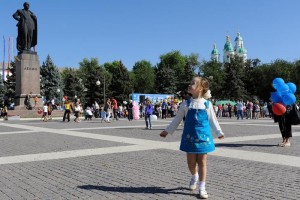 В этом году праздничные мероприятия, посвященные дню рождения Астрахани, обещают стать еще зрелищнее. 